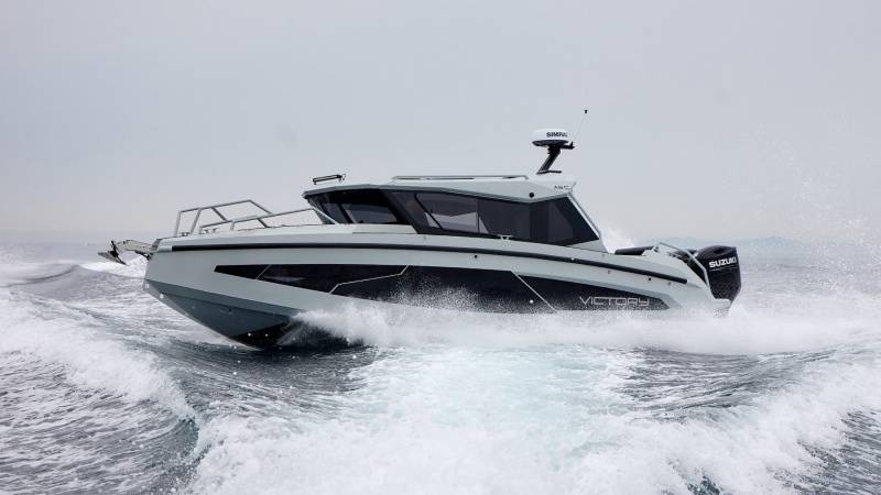 фото Лодка Victory A8 Cabin